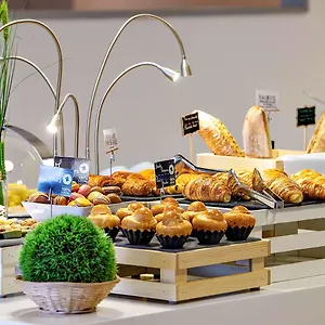 Hotel Mercure Vaugirard Porte De Versailles ****